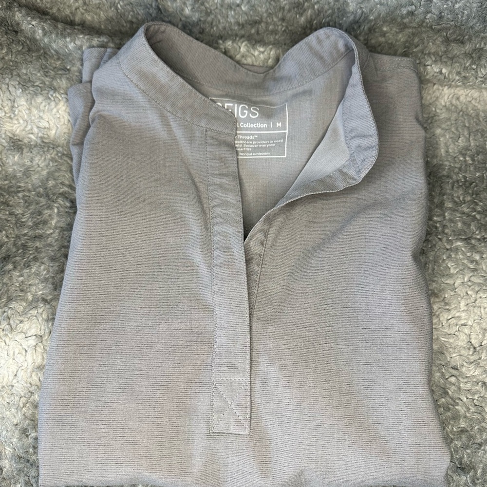 Figs Women's Charcoal Tunic Top